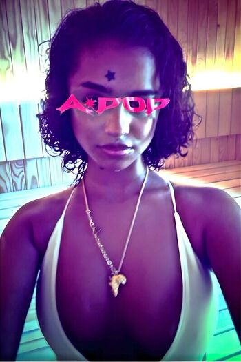 Full leaked Julia evelina rose/ private onlyfans photo