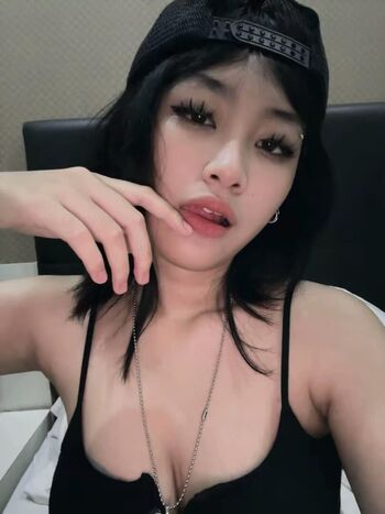 V4mp1r333h03