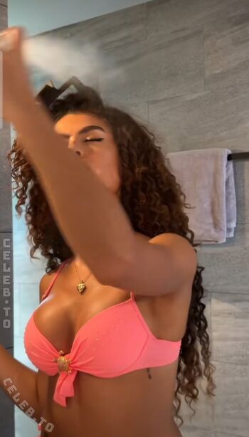 Full leaked Vena private onlyfans photo