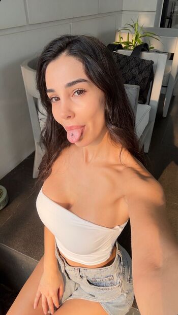 Full leaked Vahide bulu private onlyfans photo