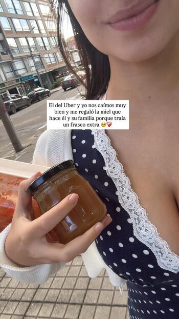 Full leaked Valentina buzzurro page private onlyfans photo