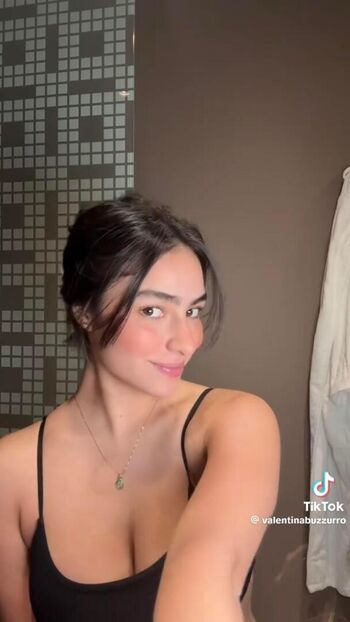 Valentina Buzzurro