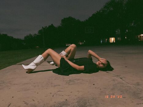 Full leaked Valentina buzzurro page private onlyfans photo