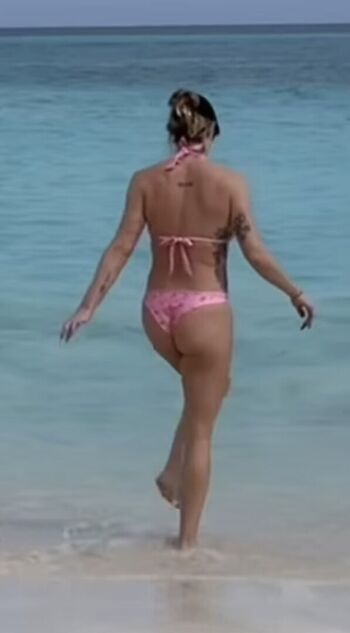 Vicki Howard