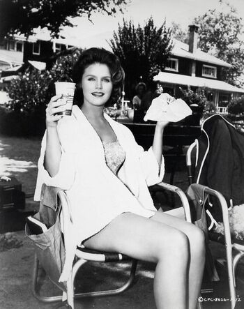 Vintage Sexy Celebs