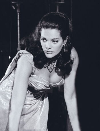 Vintage Starlets