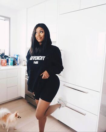 Full leaked Roxy muray/ private onlyfans photo