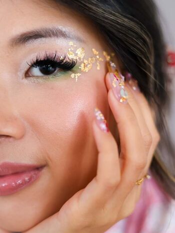 Vivian Marie Wong