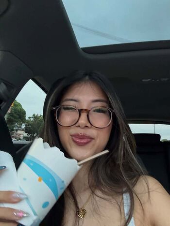 Full leaked Vivian marie wong private onlyfans photo