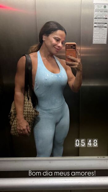 Viviane Araujo