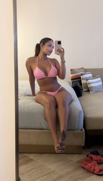 Vivianemilyy