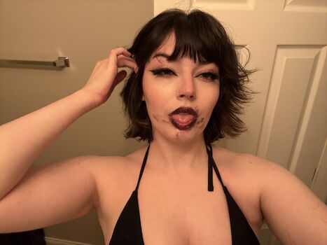 Full leaked Waluiguigui private onlyfans photo