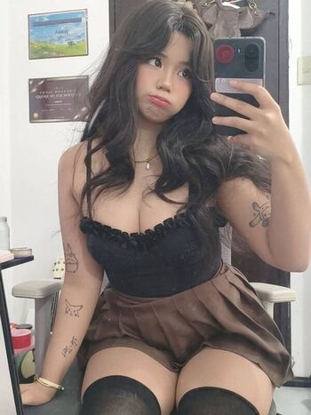 Full leaked Laytho jujul/ private onlyfans photo