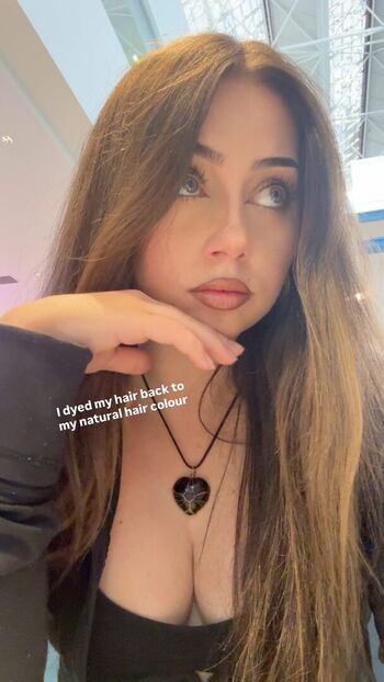 Full leaked Wandawillow private onlyfans photo