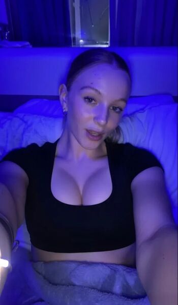 Full leaked Connie perignon / private onlyfans photo