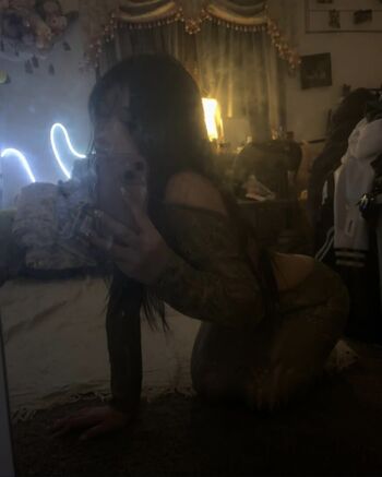 Full leaked Lcpeachez/ private onlyfans photo