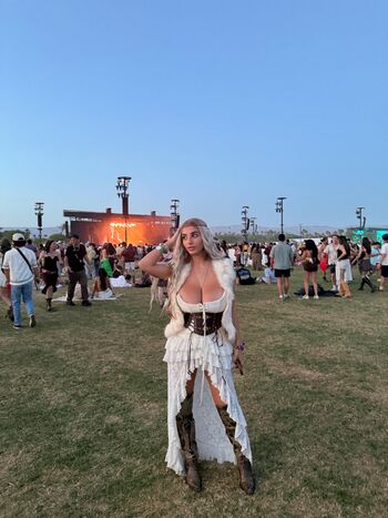 Full leaked Mj grace/ private onlyfans photo