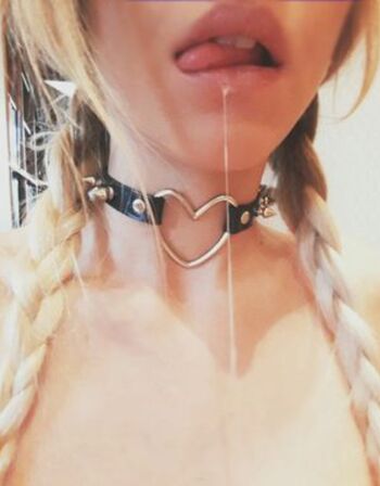 Full leaked Emily bright page private onlyfans photo
