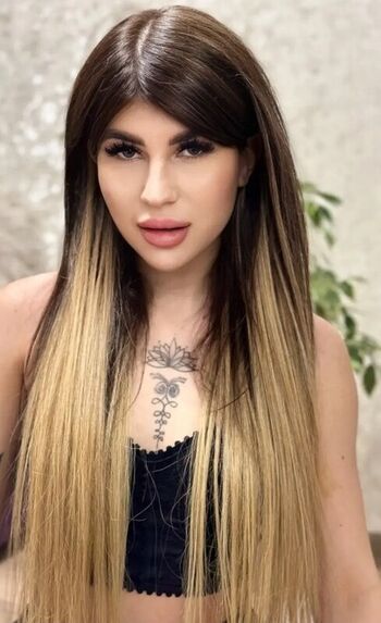 Full leaked Lunapiombanti/ private onlyfans photo