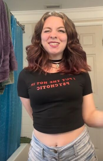 Full leaked Mikaila gould/ private onlyfans photo