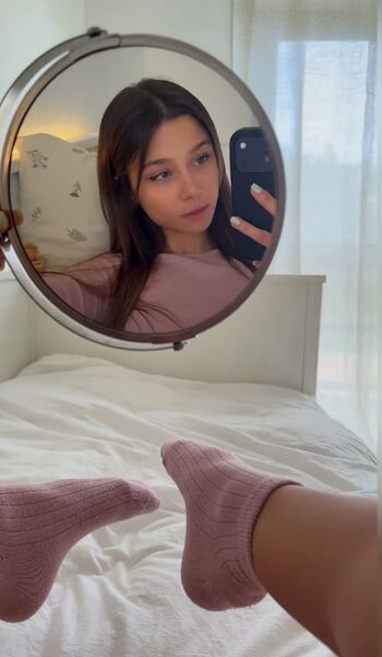 Full leaked Girls play / private onlyfans photo
