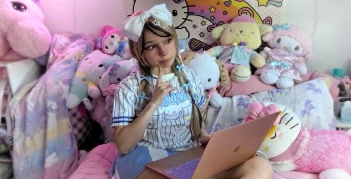 Full leaked Elinatwitch/ private onlyfans photo