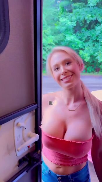 Full leaked Xenia/ private onlyfans photo