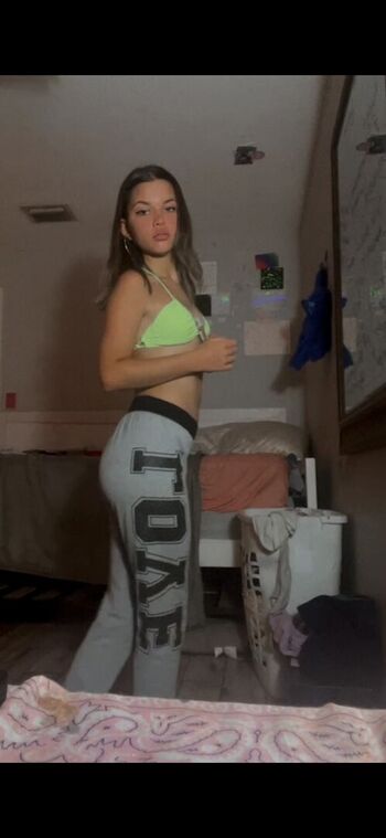 Full leaked Chandler knight/ private onlyfans photo