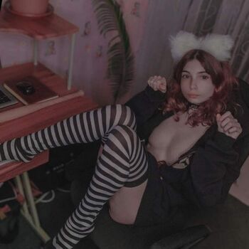 Full leaked Maddie ziegler / private onlyfans photo