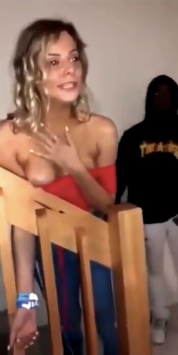 Full leaked Beebee/ private onlyfans photo