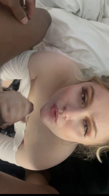 Full leaked Fayesxh / private onlyfans photo