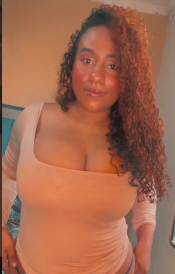Full leaked Rachelriversx / private onlyfans photo