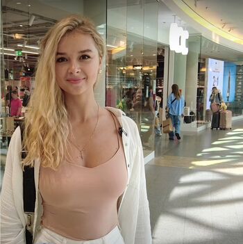 Full leaked Mia lovely baby/ private onlyfans photo