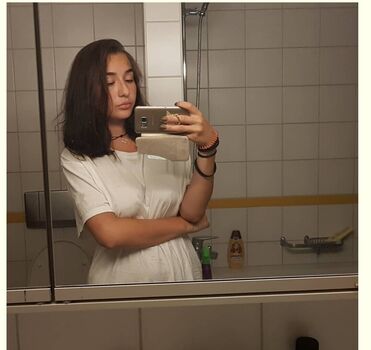 Full leaked Kriss taylor/ private onlyfans photo