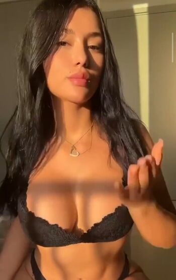 Full leaked Haesicks / private onlyfans photo