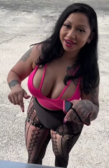 Full leaked Lunalatinahot/ private onlyfans photo