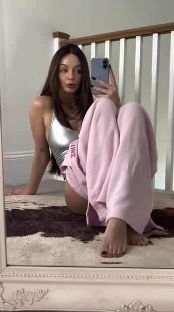 Full leaked Allie katch/ private onlyfans photo