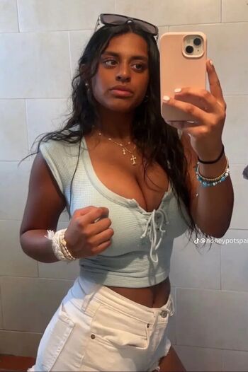 Full leaked Pornworld/ private onlyfans photo