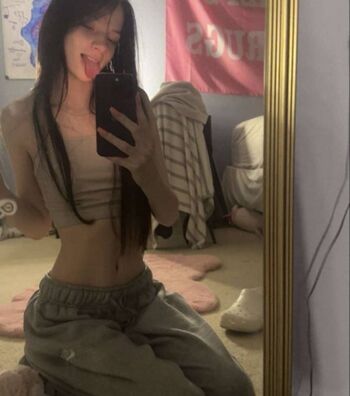 Full leaked Cheienmi/ private onlyfans photo