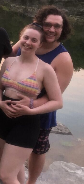 Full leaked Gwen singer / private onlyfans photo