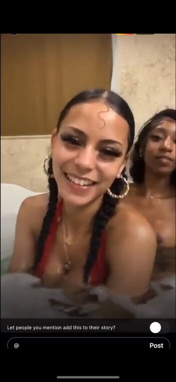 Full leaked Addison rae / private onlyfans photo