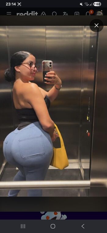 Full leaked Athenabye/ private onlyfans photo