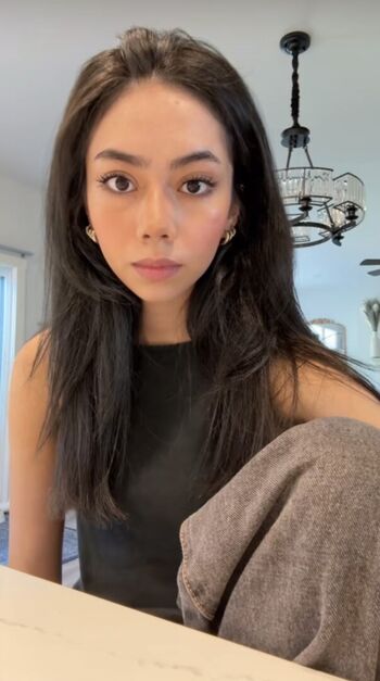 Full leaked Maria hermie / private onlyfans photo