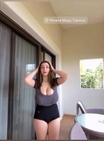 Full leaked Fayesxh / private onlyfans photo
