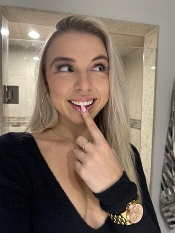 Full leaked Lissierockz/ private onlyfans photo
