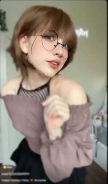 Full leaked Selena love/ private onlyfans photo
