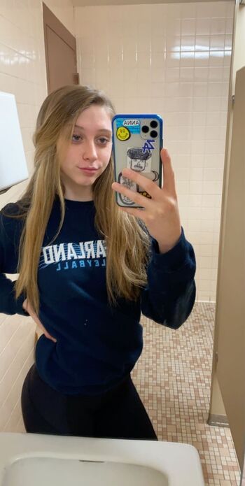 Full leaked Girlnox/ private onlyfans photo