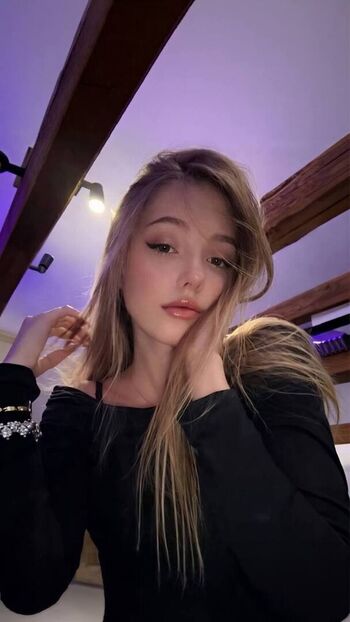 Full leaked Marianahoyosr private onlyfans photo