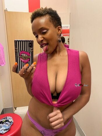 Full leaked Daniep angel/ private onlyfans photo