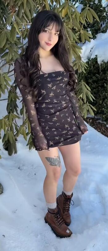 Full leaked Winter / private onlyfans photo